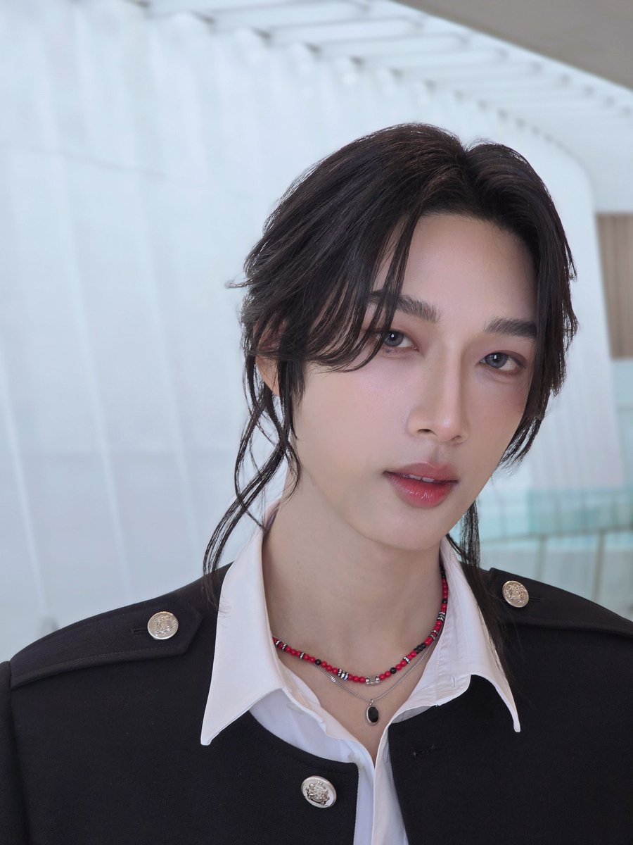 วินาทีหยุดหายใจ

#MchoiceMintAwards2025xBUS  
#BUSbecauseofyouishine 
#NEXnattakit 
#MchoiceTH #MintAwards2025
#MchoiceMintAwards2025
#mewdoesmakeup