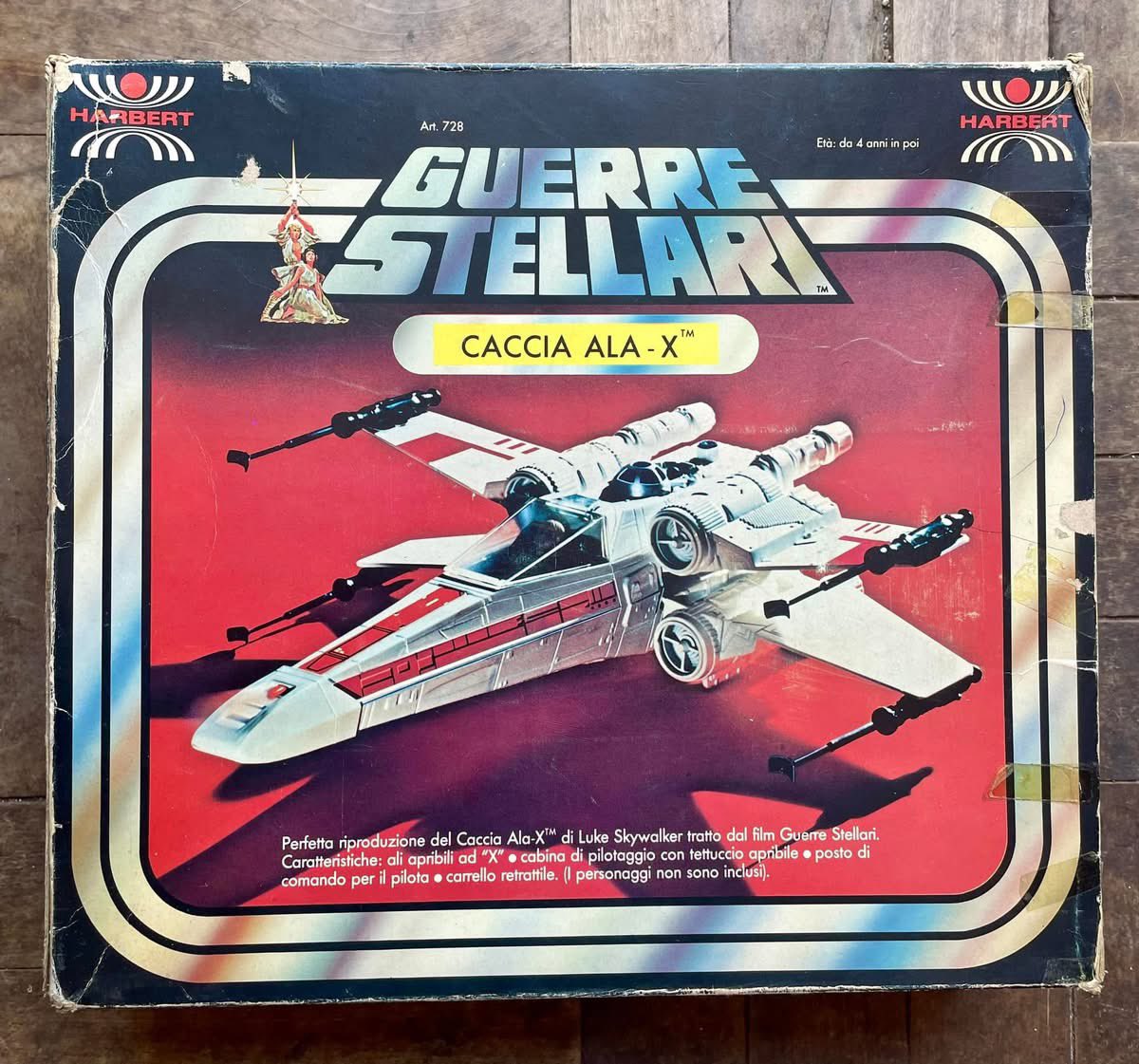 WookieeChips's tweet photo. Ladies & Gentlemen feast your eyes on this super rare Vintage #StarWars Italian 🇮🇹#Harbert (CACCIA ALA-X) X-Wing Fighter. Unfortunately not mine but one i would love to own just for that box artwork alone. https://t.co/u5lOMLZwcX