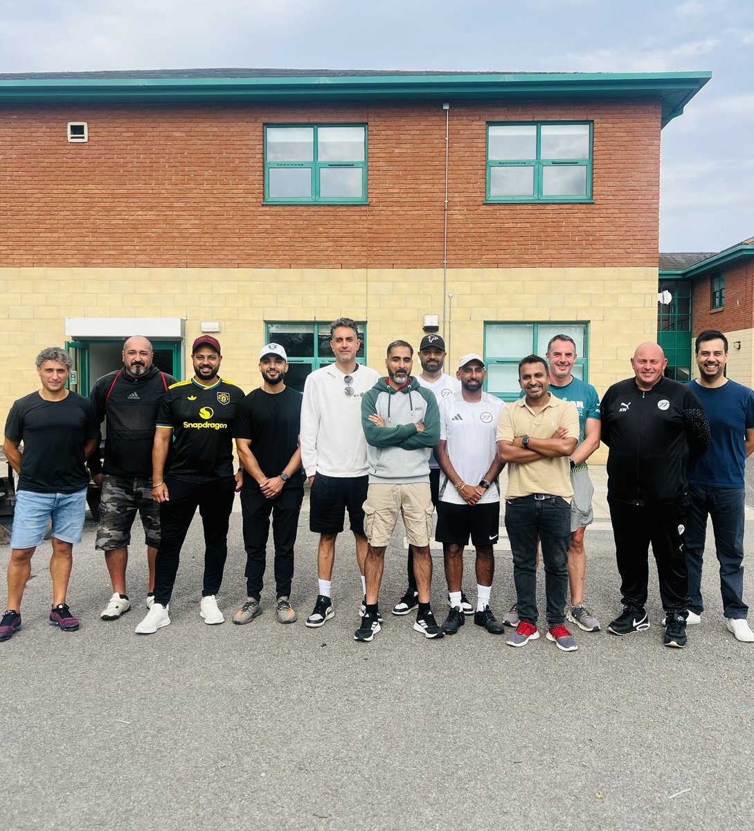 As Sporttiers FC continues to grow, we’re now blessed to have more than 25 parent volunteers on Matchdays. We cannot thank you enough for your support. Your fingerprints will never fade from the lives you touch. Let’s do this. 💪🙌 #FootballClub #volunteers #SporttiersFC #letsgo