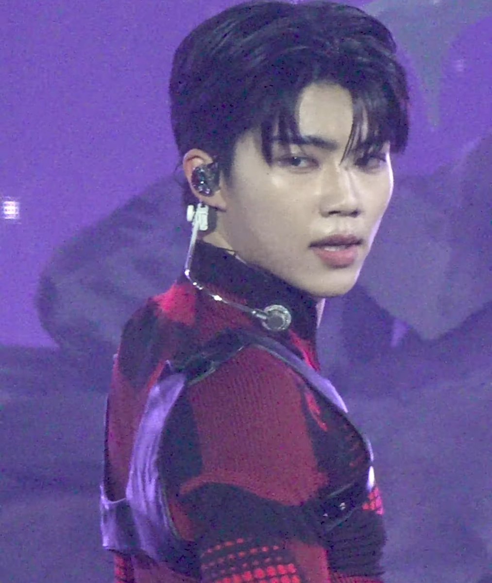 parkgwkz's tweet image. peter park im a big fan....