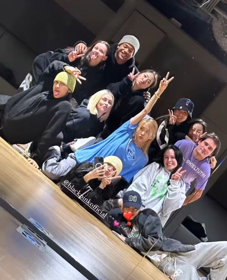 BLACKPINK IN REHEARSALS WHAT