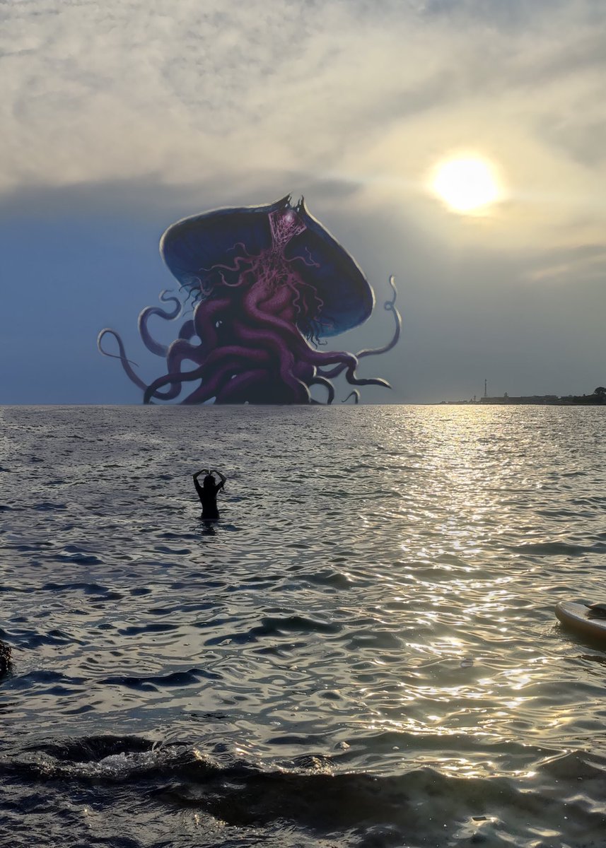 soos_mtg's tweet photo. Is it just me, or did the sea upgrade its security system? 😳🌊
#magicthegathering #mtg #emrakul #tcg https://t.co/GKKeyLmnyy