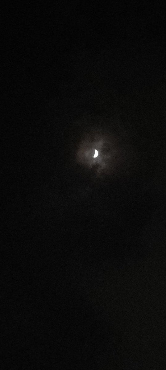 viraganoor's tweet photo. 10.35pm https://t.co/CmxcWiesSH