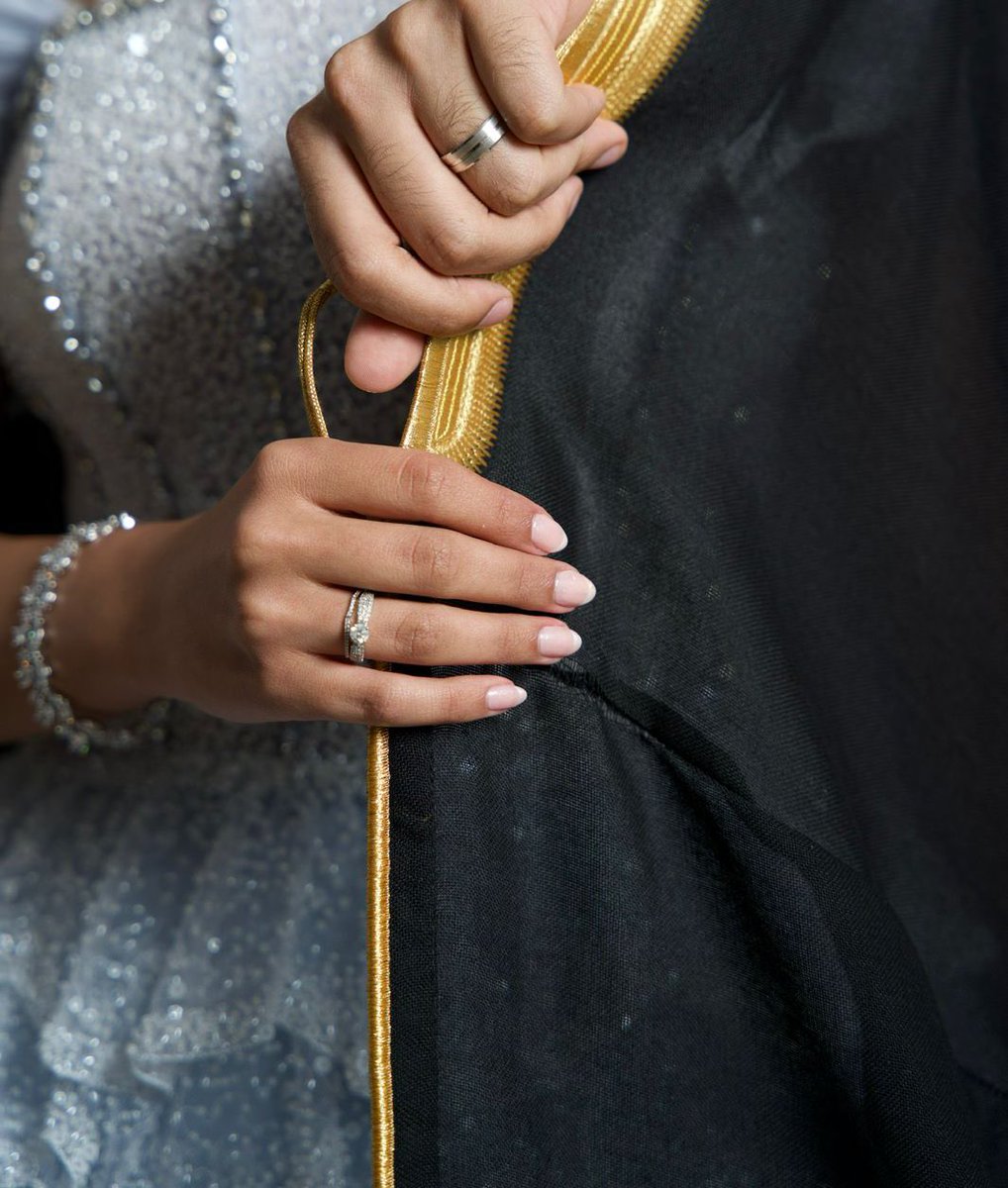 دانيا tweet media