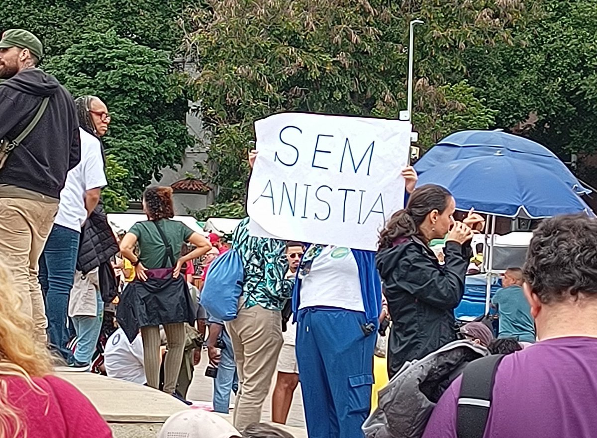 Reforçando...