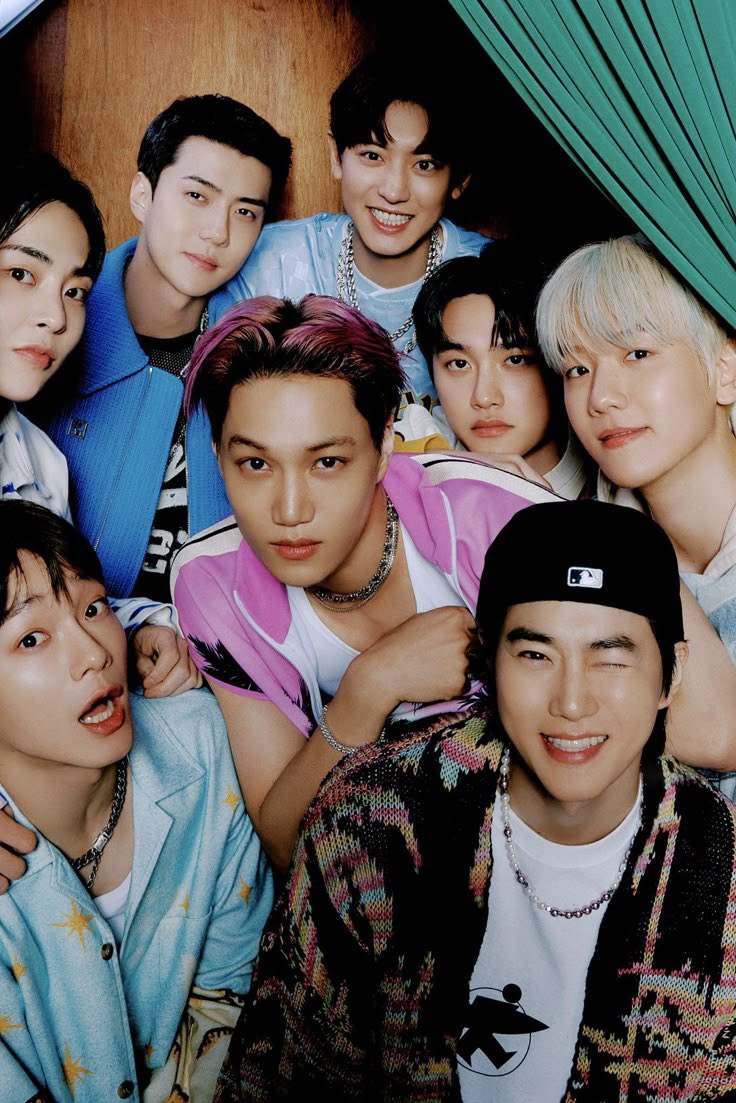 EXO-L VOTING AND STREAMING SQUAD tweet media