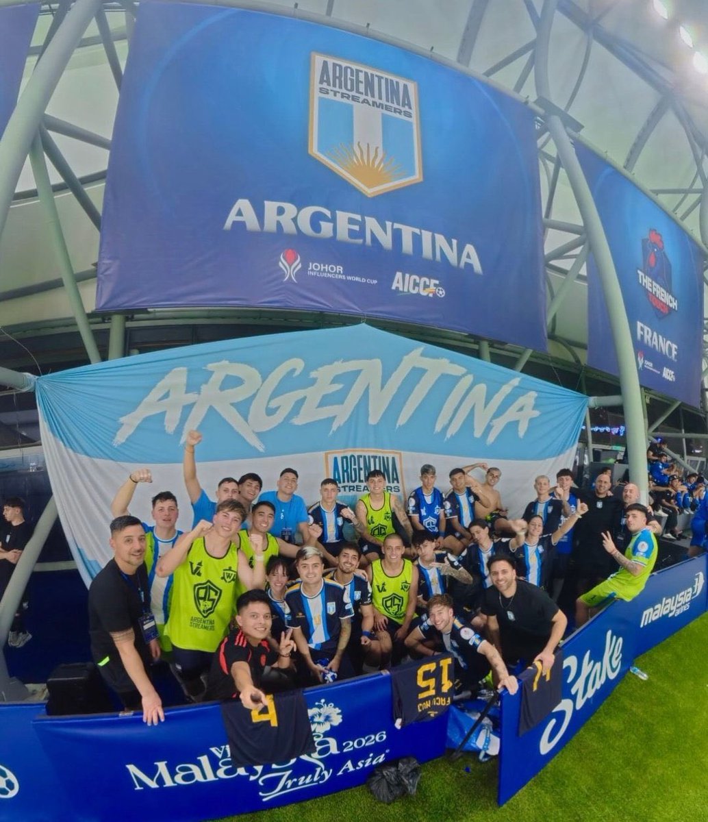 wcostabel's tweet image. Tercer puesto en nuestro primer mundial. Duele mucho, pero nos vamos con la satisfacción de haber dejado todo, no guardarnos nada. #TodosJuntos como hermanos hasta la última gota de sudor. Tendremos revancha.