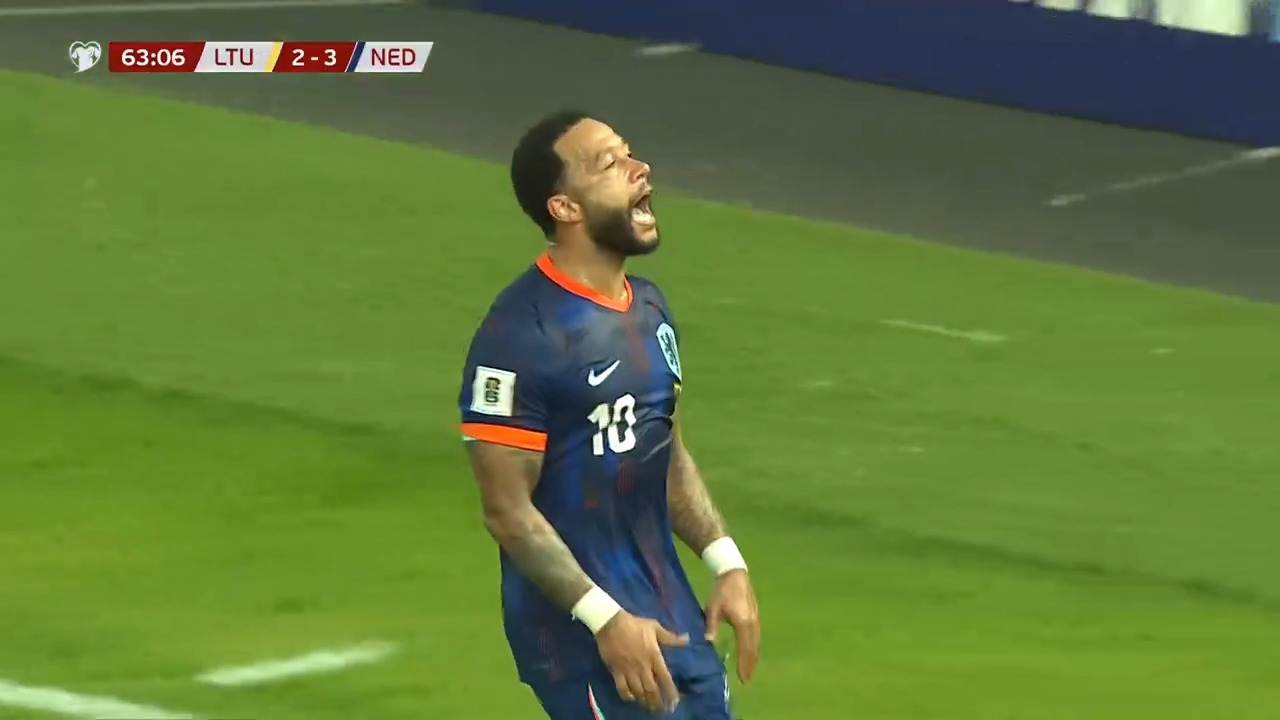 Memphis Depay strikes again ‼️He nets his second of the match and extends his Netherlands scoring record to 52 goals 🇳🇱👏