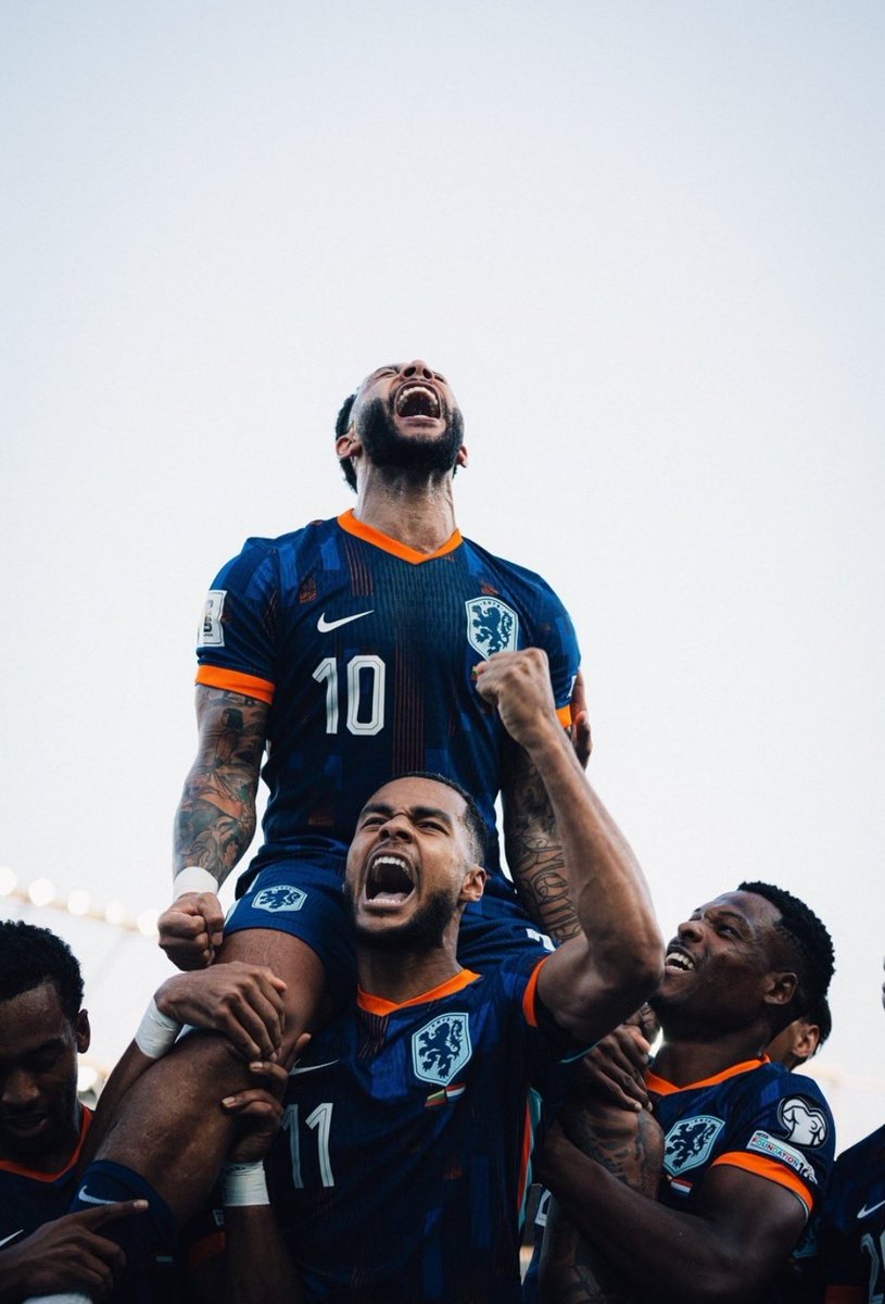 Memphis Depay se convierte en el máximo goleador de Holanda superando a Van Persie 🇳🇱