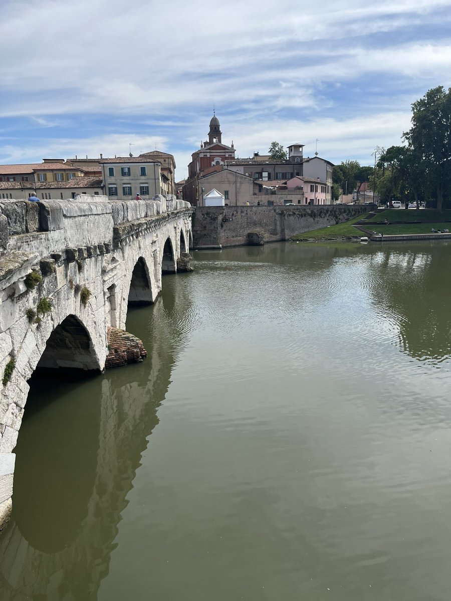 なんとなく雰囲気が
メキシコに似てる街リミニ

地元に帰ってきた感じ笑

#リミニ🇮🇹
#時間はゆっくりと流れてる