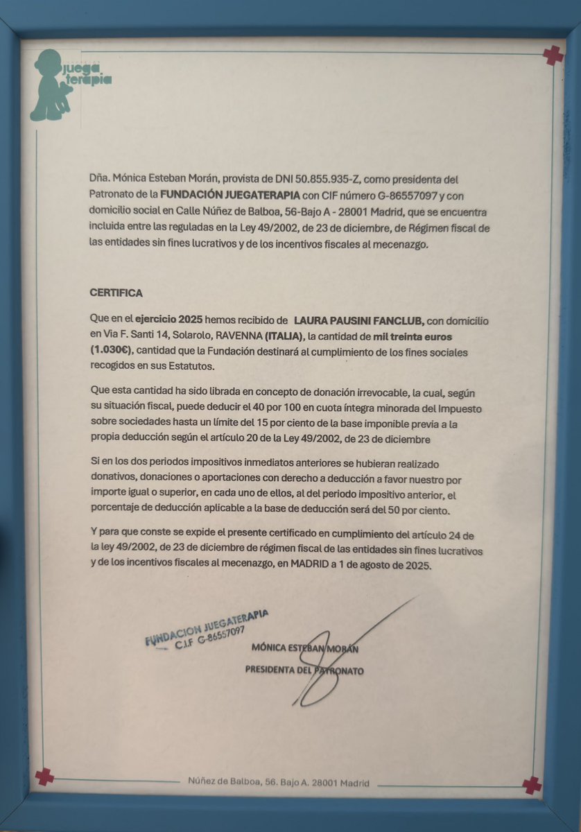 iamcarmine_'s tweet photo. In occasione dei 30 anni del Fanclub, abbiamo realizzato una donazione benefica di €1030 a Juegaterapia. Non siamo riusciti a consegnarti la targa in questi giorni, che al momento è in custodia al fanclub. Qui trovi le foto anche del certificato originale @LauraPausini https://t.co/lNS0KLjlkG