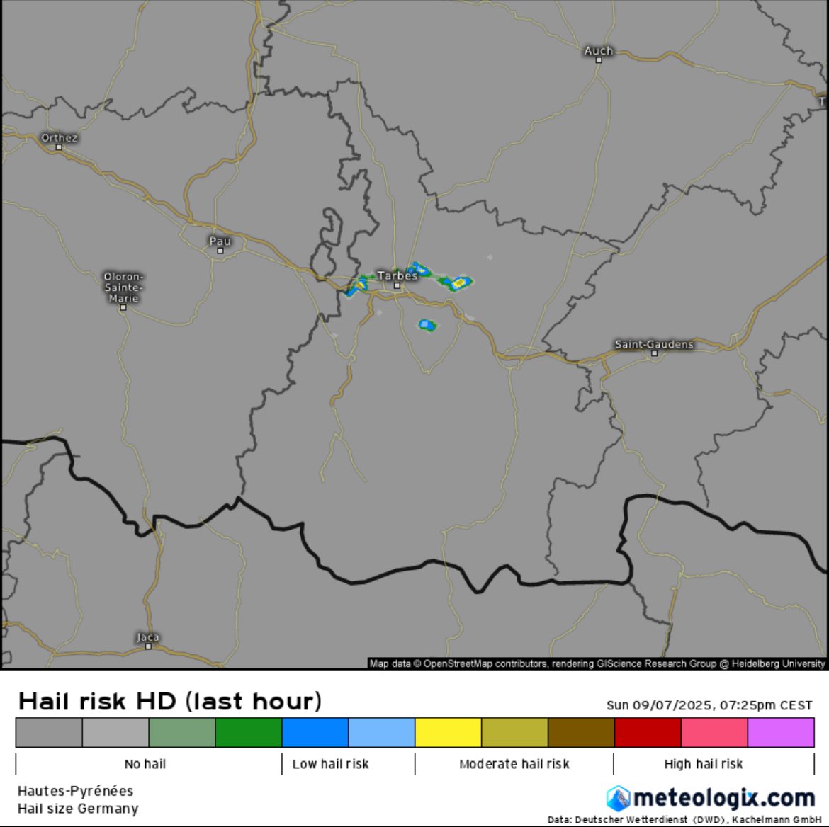 VigipreventionM's tweet image. ⛈️• Les premières cellules #orageuses se forment, avec déjà une cellule bien développée sur le secteur de #Tarbes. Elle se décale vers l’est en apportant de fortes# précipitations, ainsi que des chutes de #grêle.

{@ meteociel - @ meteologix}