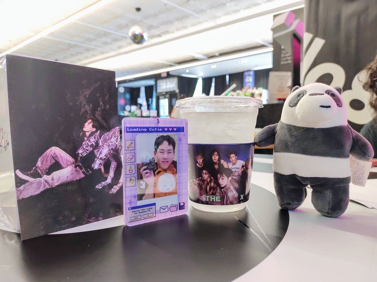 TheJS2's tweet image. Had a blast celebrating MonstaX comeback at @hello82official @hello82ATLANTA #MONSTA_X_POPUP #hello82 #82giveaway #hello82ATLANTA