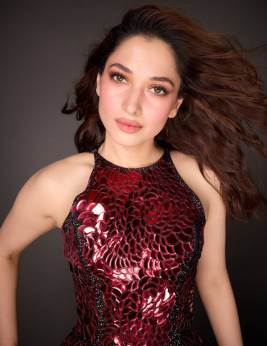 tamannaahspeakh's tweet image. Tammy Latest Red Hot Look For ❤️#filmfare Glamour &amp;amp; Style Awards 2025 

#TamannaahBhatia #Tamannaah