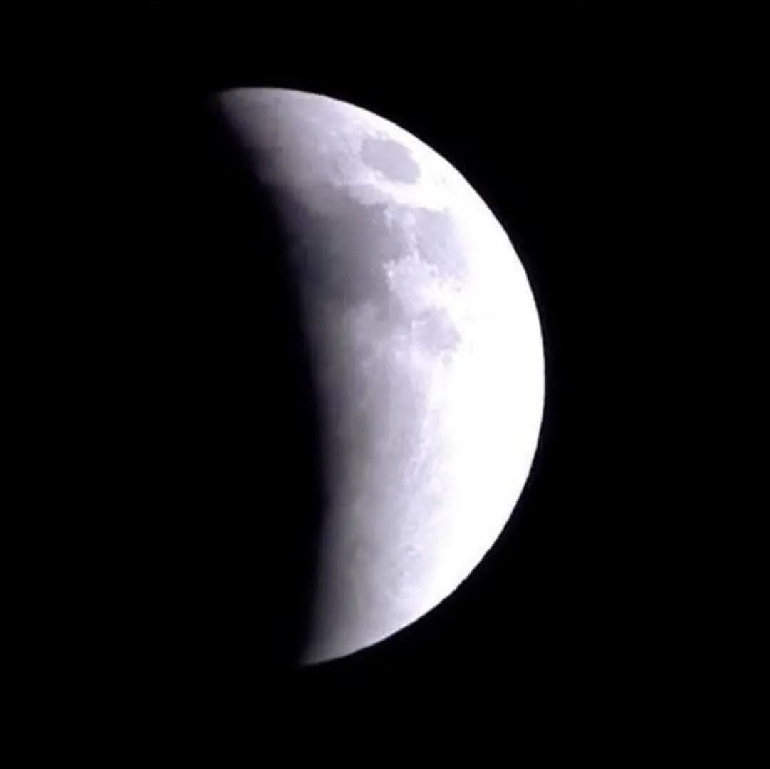 Umar_ibn_irshad's tweet image. The Lunar Eclipse in Madinah Al Munawwarah