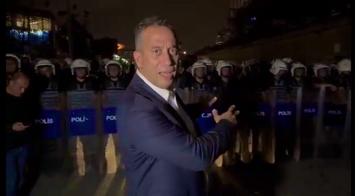 Faşizmin resmini çizebilir misin Abidin? Aslında çizmene gerek yok, fotoğrafı var.