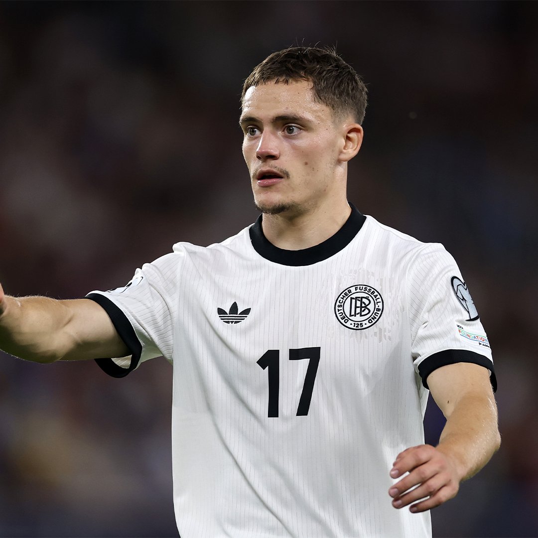 DAZN_BENL's tweet photo. 🇪🇺 Duitsland - Noord-Ierland 
🕘 LIVE vanaf 20u45
📲 De DAZN-app
🔗 https://t.co/BH6sL3tG3v
🎙 @DylanVRooy

#GERNIR #WCQ https://t.co/65FHieG11O