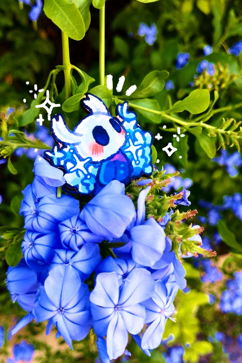 Silksong &amp; Hollow Knight matching wood pins! ✨🪡