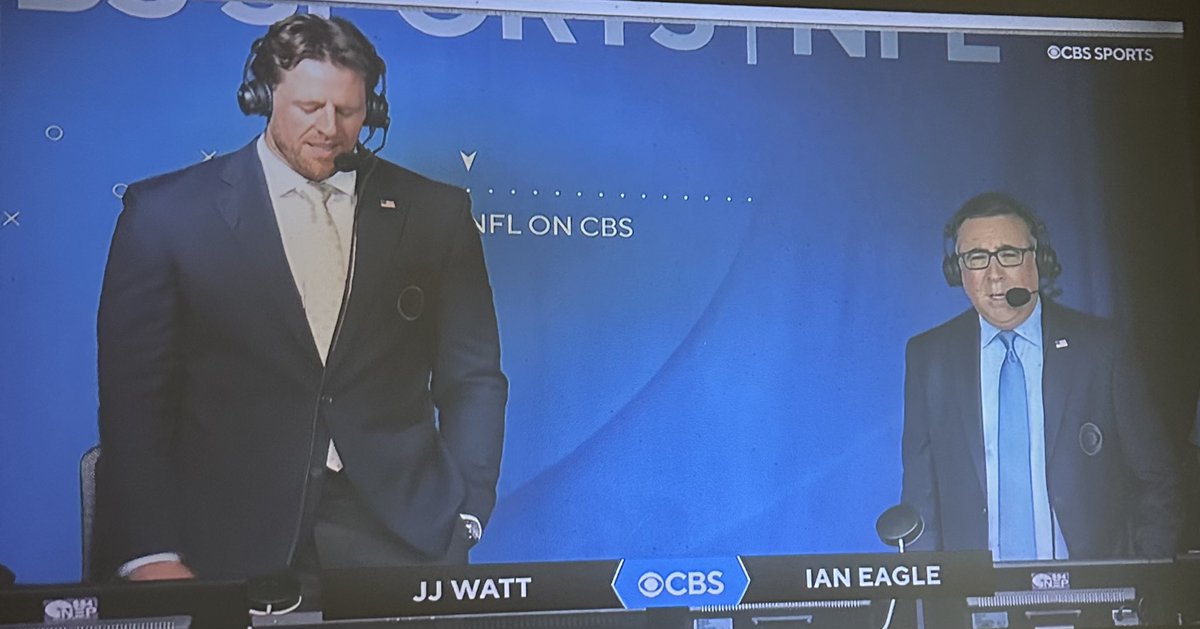 The Ian Eagle JJ Watt side by side is actually hilarious