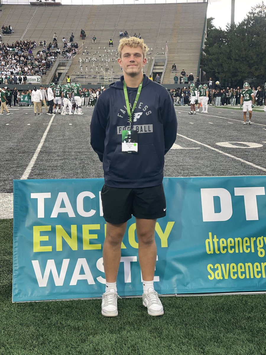 Big thanks to <a href="/EMUFB/">Eastern Michigan Football</a> for having me out this weekend! Had a great time back in Ypsilanti! 
<a href="/Coach_Creighton/">Chris Creighton</a> <a href="/Coach80Cj/">Chris Chestnut</a> 
<a href="/CoachBHumbert/">Brock Humbert</a>