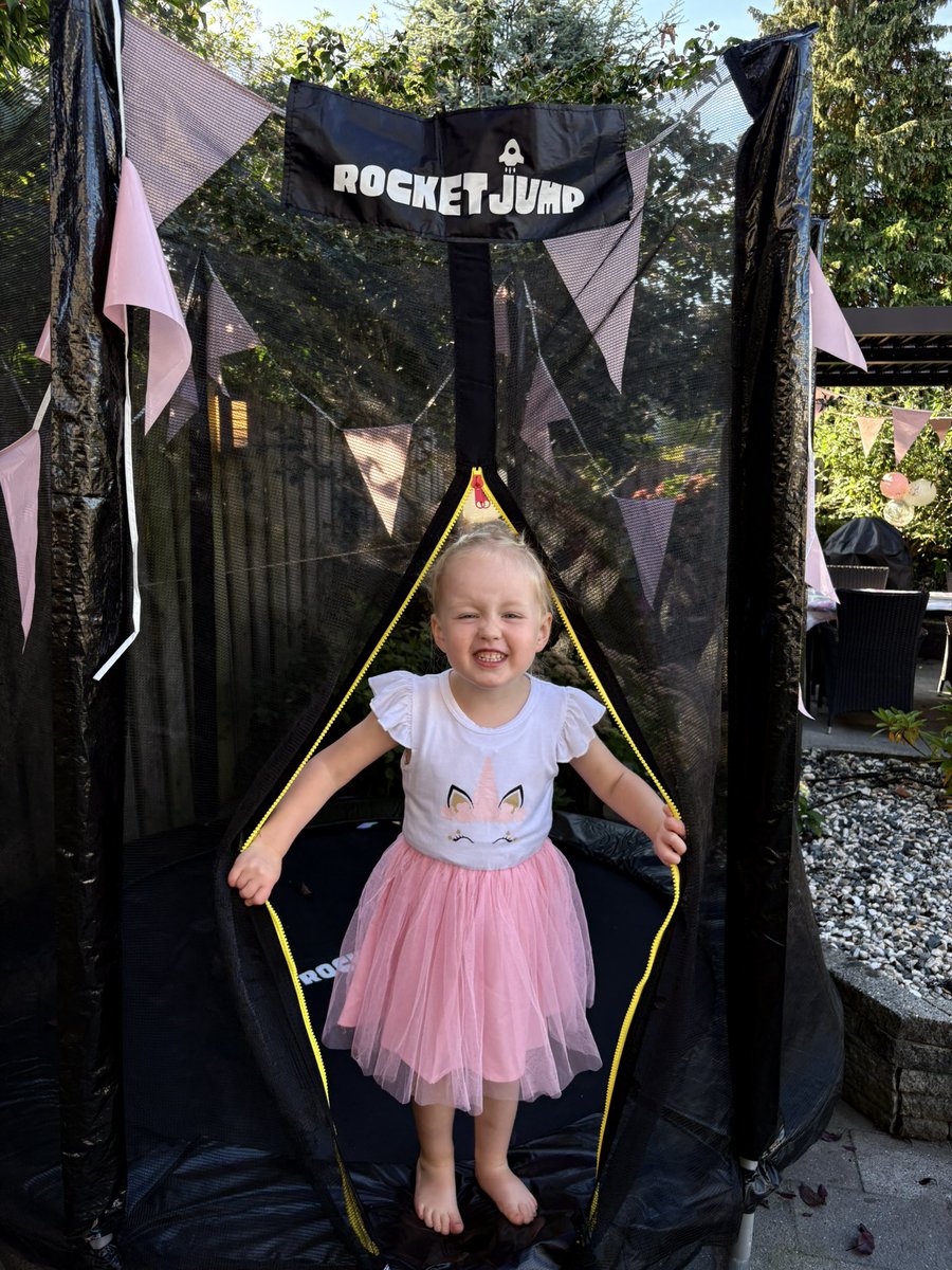 De baby is plots 3 geworden 💕