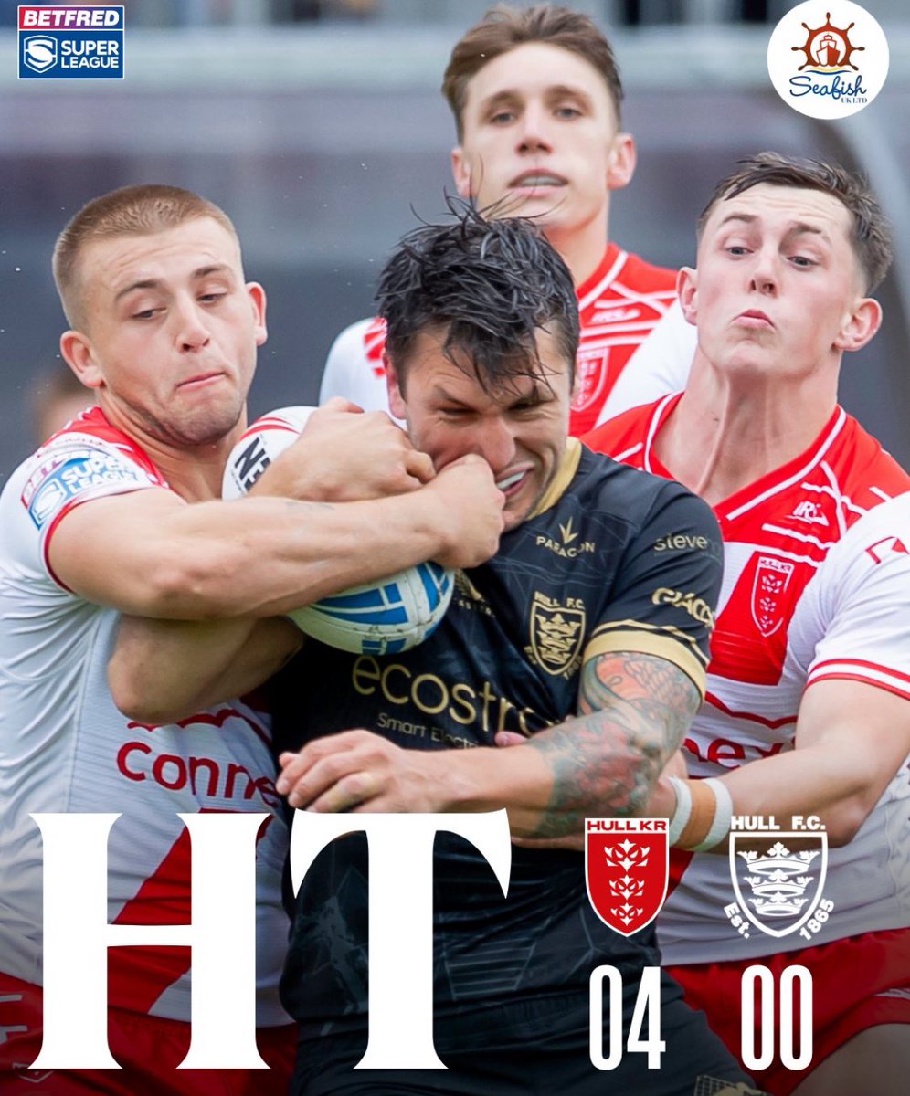 The rugby league guru (@gururugbyleague) on Twitter photo <a href="/M_Shaw1/">Matthew Shaw</a> This picture was used by Hull Fc to show the Ht score. Somehow I don’t think this used unintentionally do you?
Is that a closed fist striking the face of an opponent whilst making a tackle?
It should lead to a 3 game ban but we know it won’t <a href="/M_Shaw1/">Matthew Shaw</a> This picture was used by Hull Fc to show the Ht score. Somehow I don’t think this used unintentionally do you?
Is that a closed fist striking the face of an opponent whilst making a tackle?
It should lead to a 3 game ban but we know it won’t