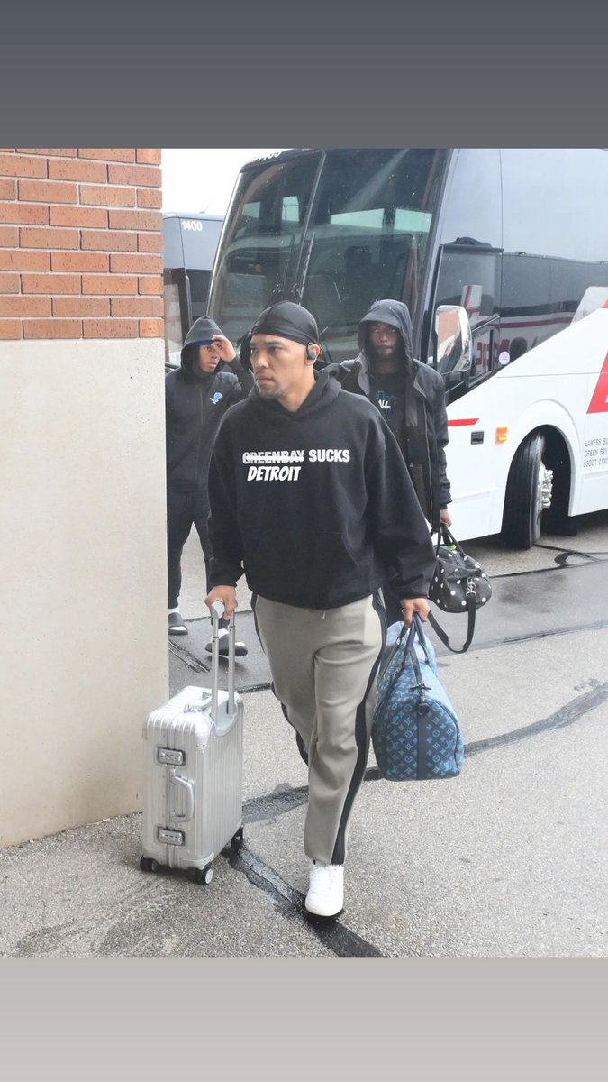 Dylan Robinson tweet media