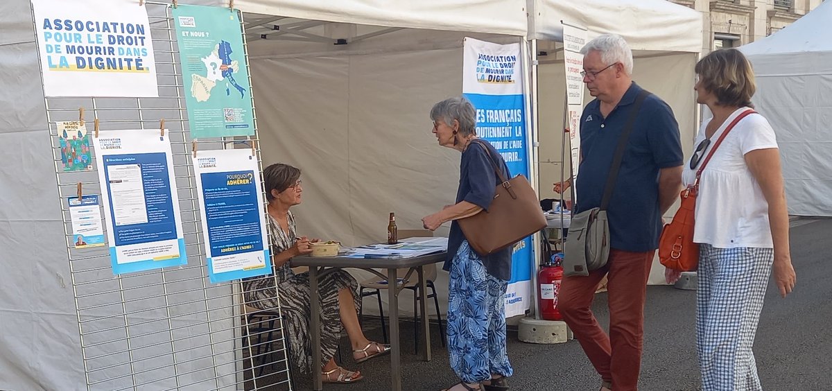 Très belle "Rentrée en Fête" à Orléans ce dimanche !
=&gt;  Merci aux organisateurs !
=&gt; Merci aux visiteurs pour leur intérêt et leur soutien à notre cause !
<a href="/ADMDFRANCE/">Mourir dans la Dignité</a> <a href="/ADMDPRESSE/">ADMD - Service Presse</a> #LoiFindeVie #DirectivesAnticipées