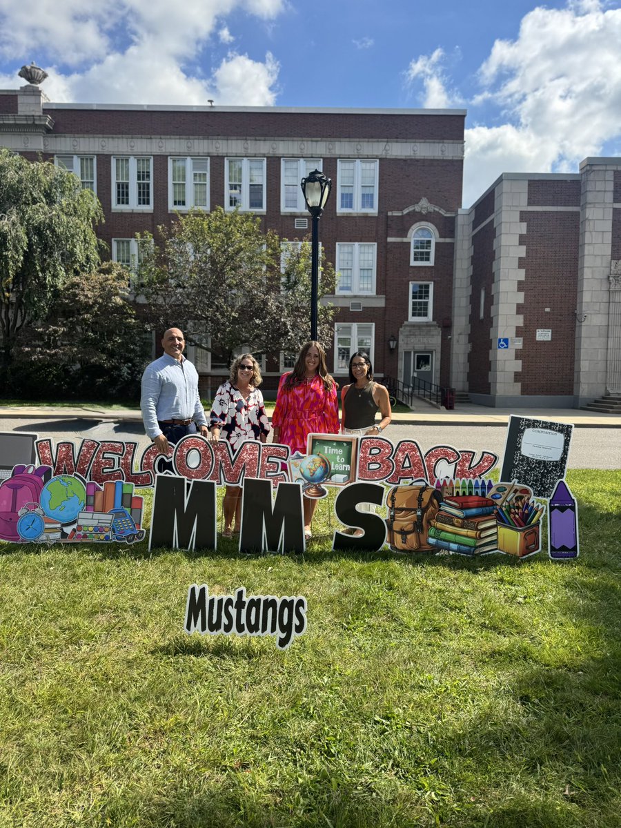 Emma Blennau tweet media