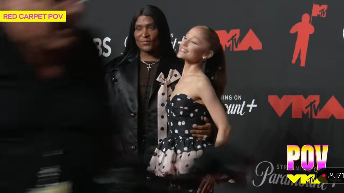 THE PEOPLES PRINCESS shes so smiley<3