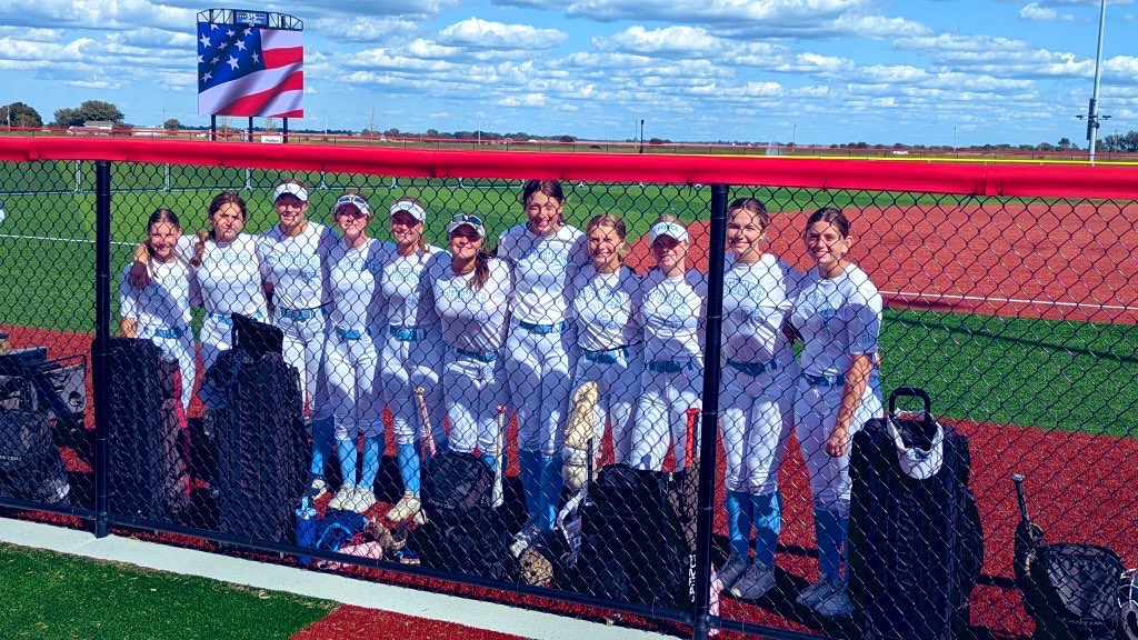 From 50 ➡️ 2. Headed to the SHIP at the Super 72! Let’s go!! 🔥🥎 <a href="/triplecrownspts/">Triple Crown Sports</a> <a href="/TCSFastpitch/">TC Fastpitch</a> <a href="/ChaninLuz/">Chanin Luz Billings</a> <a href="/CoachKBSwan/">Kayleigh Behymer-Swan</a> <a href="/Jmcdowell1977/">Jeremy</a> <a href="/CoachD_TUSB/">Don Danklefsen</a> <a href="/CoachHustonTUSB/">Zech Huston</a> <a href="/General_TUSB/">Dennis smith</a> <a href="/CoachMonroe9/">Darin Monroe</a> <a href="/BadgerHealy/">BadgerCoachHealy</a> <a href="/CoachSWillis22/">Sarah Willis</a>