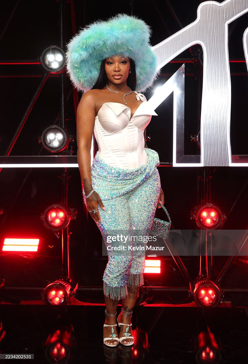 LegendaryLade's tweet image. R&amp;amp;B Songstress Summer Walker! #VMAs