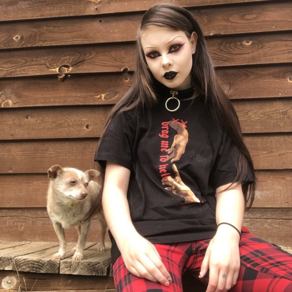 two years without the dog who owned my heart. i still have constant nightmares about finding her. i wake up every morning sad shes not here