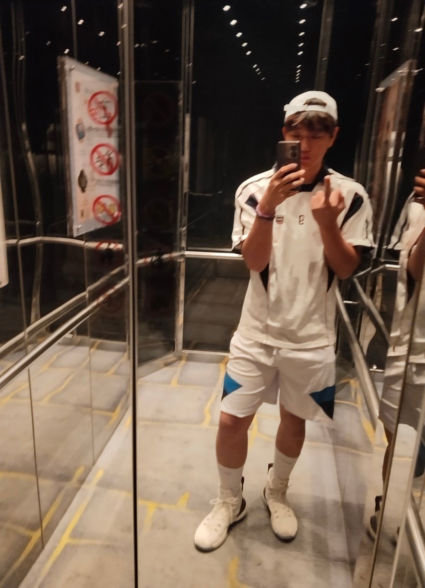 找m一起当情侣奴🤪