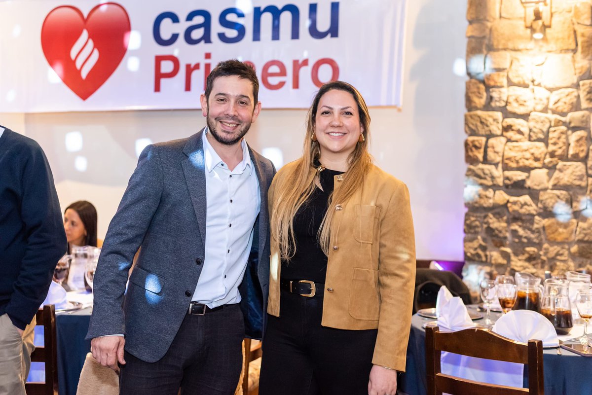 No hay nada más potente que trabajar al lado de quienes también creen en el CASMU que defendemos todos los días.

Valeria es de esas personas que está cuando hay que estar. En la urgencia. En las decisiones difíciles. Y también en los momentos en que hay que dar un paso al