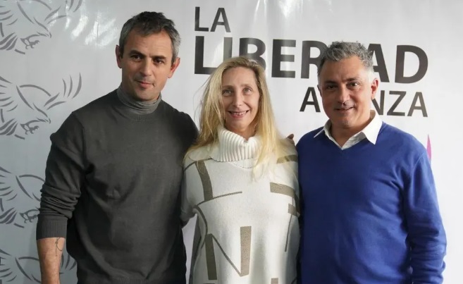 JDU_News's tweet photo. Karina Milei, los Menem y Pareja, las caras de la derrota. Rompieron todo https://t.co/SAFCSWJPbo
