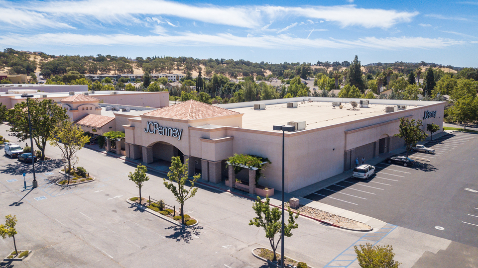 theBrokerList's tweet photo. 120 Niblick Rd, Paso Robles, CA, 93446 #PasoRobles #California #CRE @leecentralcoast #Retail #FreeStandingBuilding https://t.co/LTOEOWMCim https://t.co/oe4dtxYAhj