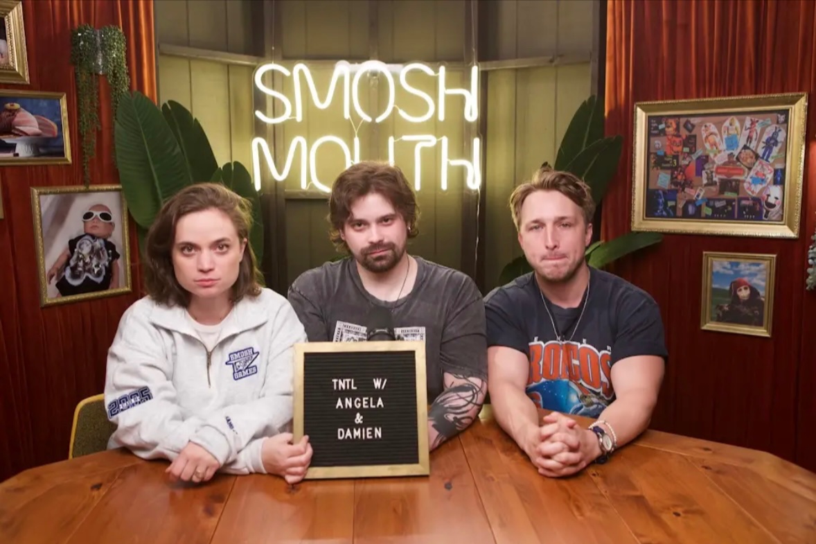 smoshbase_'s tweet photo. SmoshCast community post announcement

"trying not to laugh with Angela AND Damien tomorrow! 🤭" https://t.co/ExmMhYNzOe