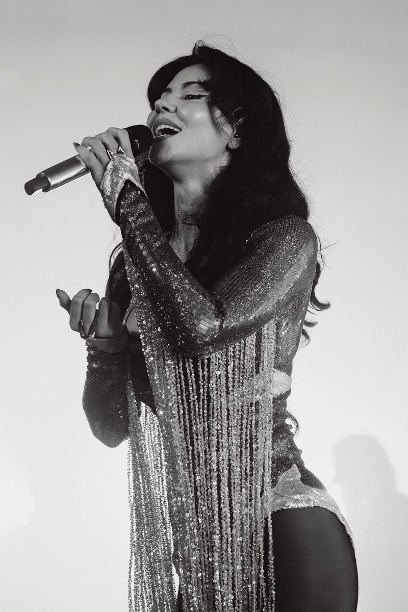 MarinaDiamandis's tweet photo. PRINCESS OF POWER 

⭑ SEATTLE ⭑ https://t.co/EjKuOiNDJb