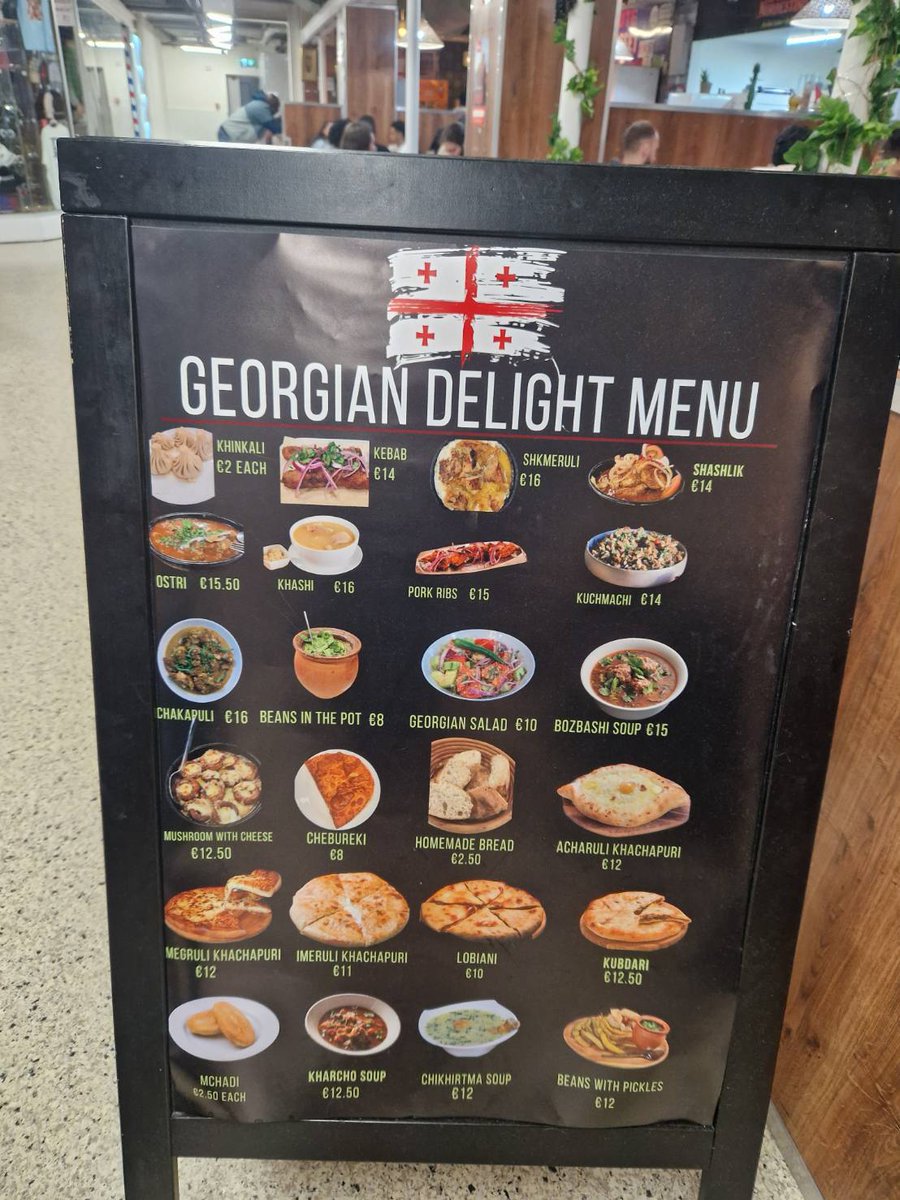 Georgian_GTK's tweet photo. ダブリンのジョージアレストランに行ってみました

料理人もジョージア人で伝統的な料理も沢山ありました

ヒンカリ美味しかった🔆 https://t.co/kKk9BV11pV