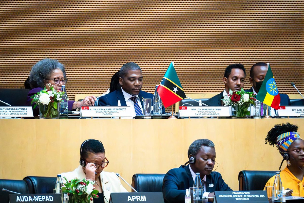 TerranceDrewSKN's tweet image. Today, I had the honour of co-chairing the 2nd Africa-CARICOM Summit alongside H.E. João Manuel Gonçalves Lourenço, President of the Republic of Angola and Chairperson of the African Union.

Held at the Nelson Mandela Hall of the African Union Headquarters in Addis Ababa, the…