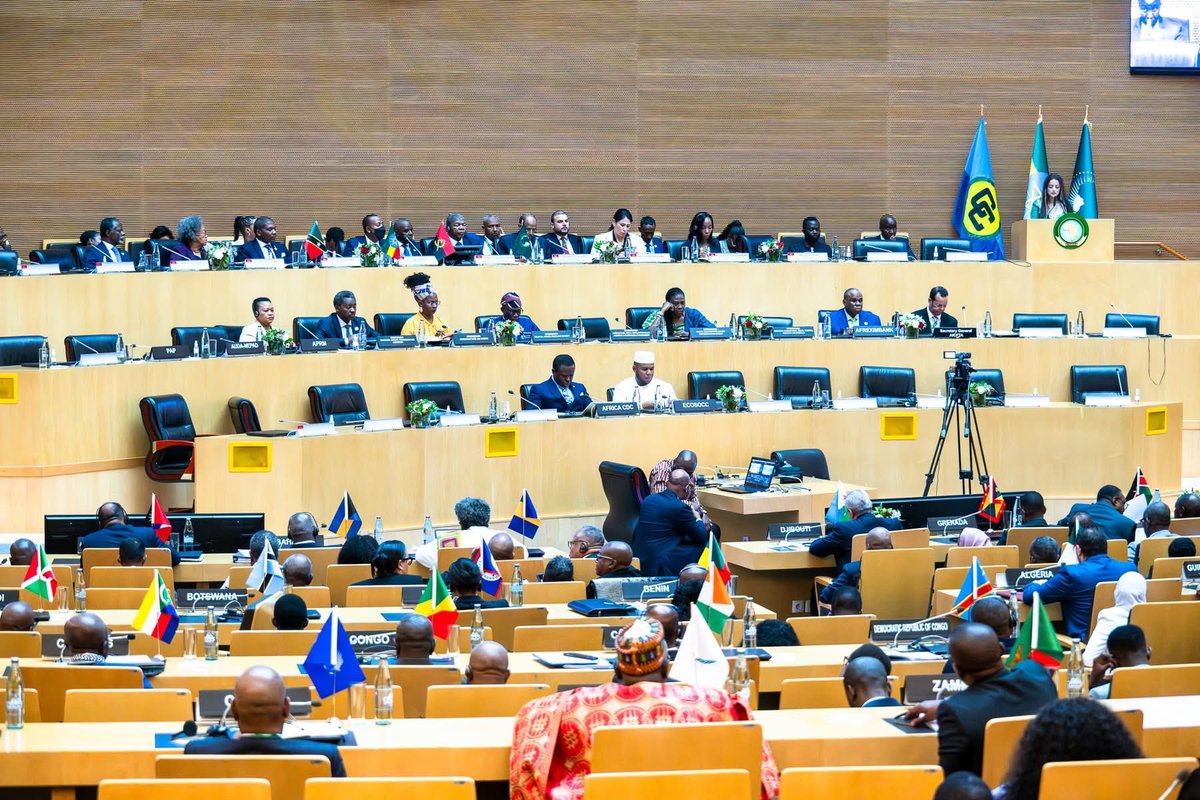 TerranceDrewSKN's tweet image. Today, I had the honour of co-chairing the 2nd Africa-CARICOM Summit alongside H.E. João Manuel Gonçalves Lourenço, President of the Republic of Angola and Chairperson of the African Union.

Held at the Nelson Mandela Hall of the African Union Headquarters in Addis Ababa, the…
