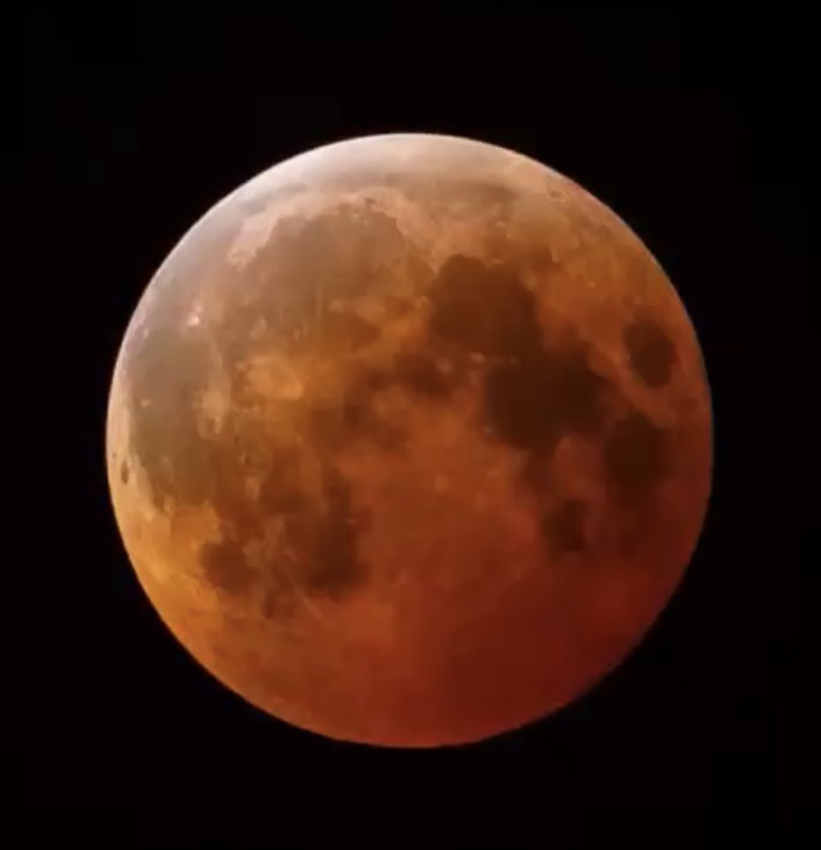 thinklen5's tweet image. #LunarEclipse