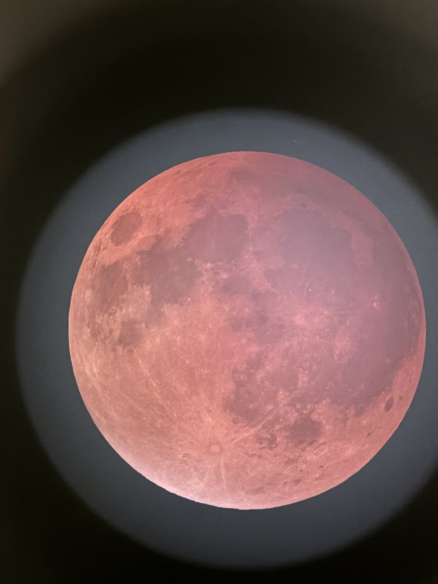 anwarsid80's tweet photo. #redmoon https://t.co/5BaN7Wrcef