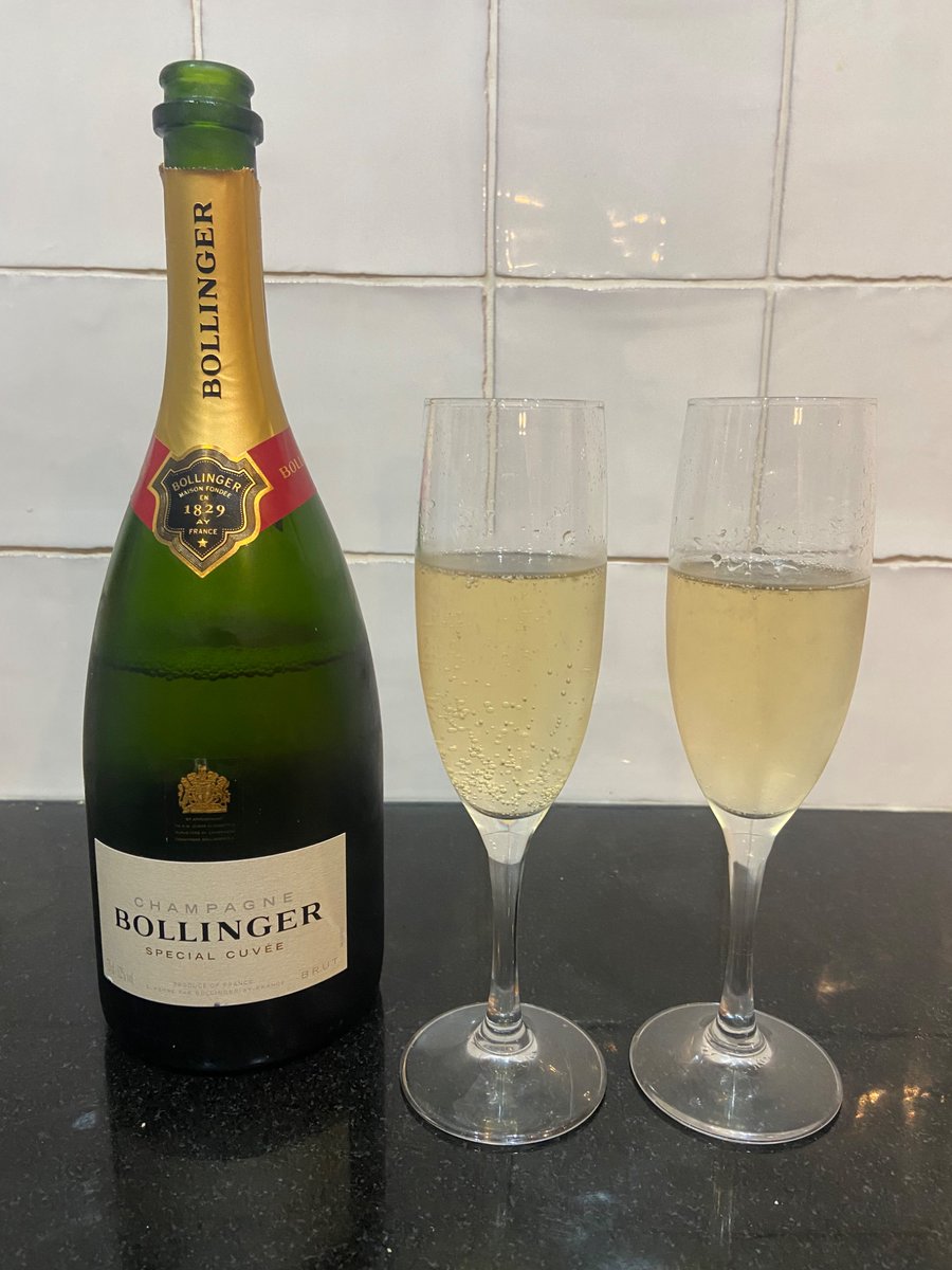What wine to pair with Thai Red curry? Many would think of Alsace, but I aimed a little further west in the style of  <a href="/MoutonIsAClaret/">Stephen</a> and <a href="/Gibletmeister/">David Austin</a>