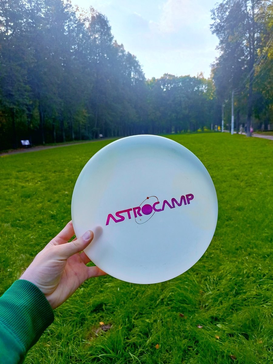 roman 🕊️ tweet media