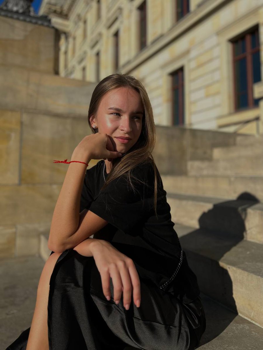 Heyy, ich bin Lina, Medizinstudentin aus München, mal sehen wen man hier so trifft! 😁