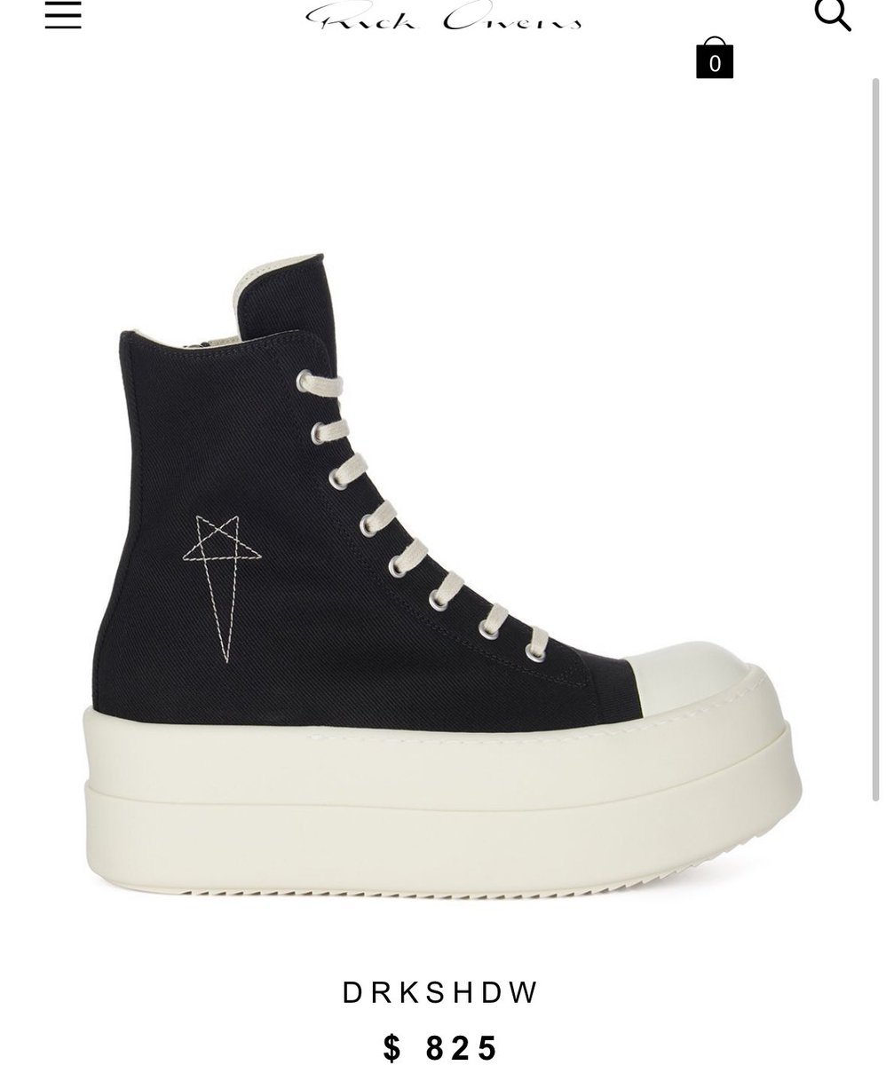 Wizkid intentionally bought  60 pieces.
 E sabi the pattern to  make dem  cry 😂✌️