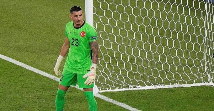 Galatasaray’ın 36m€ ödediği Uğurcan Çakır, 45 dakikada 3 gol yedi. 
#BizimÇocuklar