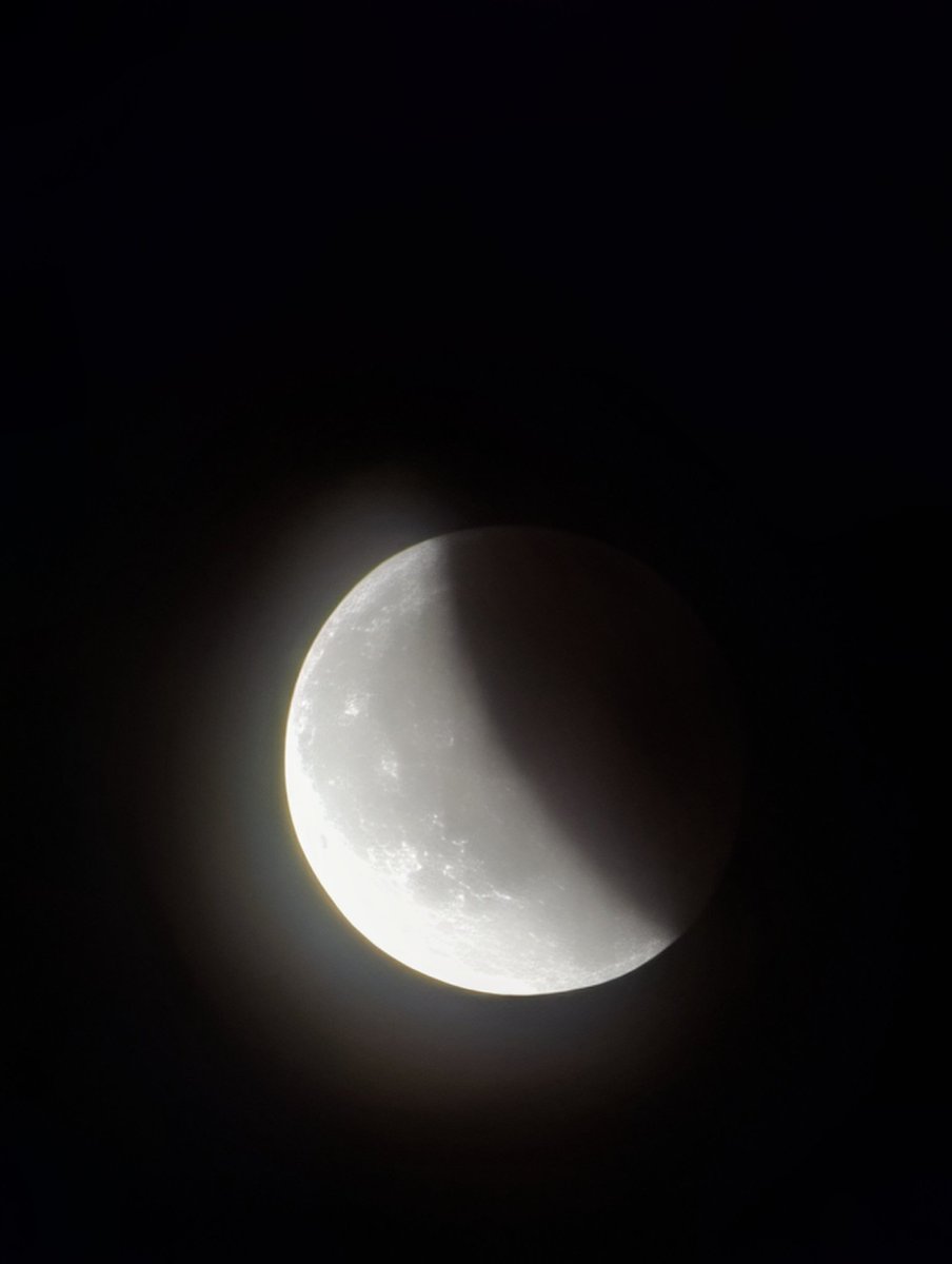 Očigledno je da je zemlja ravna daska